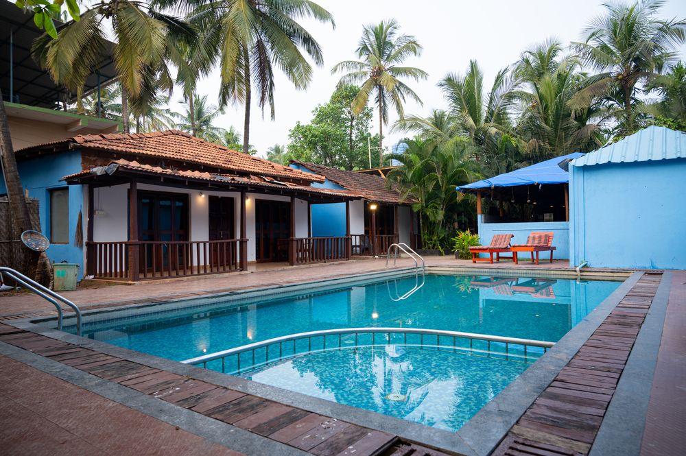 CIROC BEACH RESORT - 23