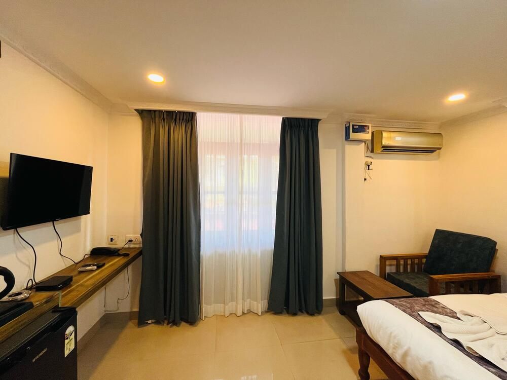 NAGAS HOTEL SATYAVATI - 35