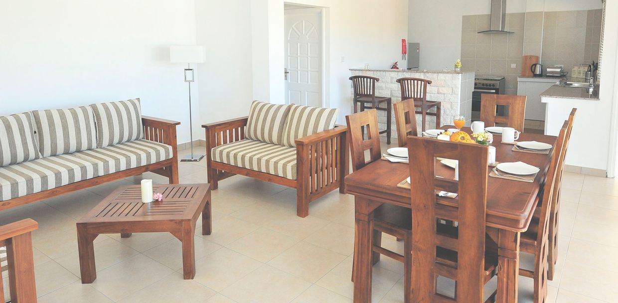 TROPICAL HIDEAWAY SELF CATERING - 8