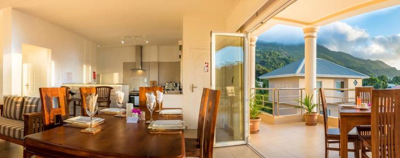 TROPICAL HIDEAWAY SELF CATERING - 5