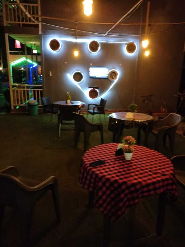 SEA SHELL BEACH COTTAGES - 3