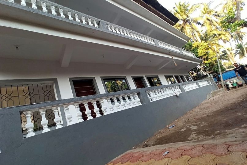 BAGA BEACH HOTEL - 2