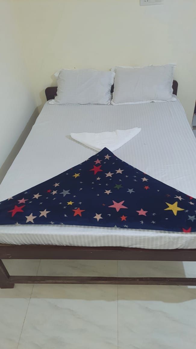 LEE ROSE GUESTHOUSE - 2