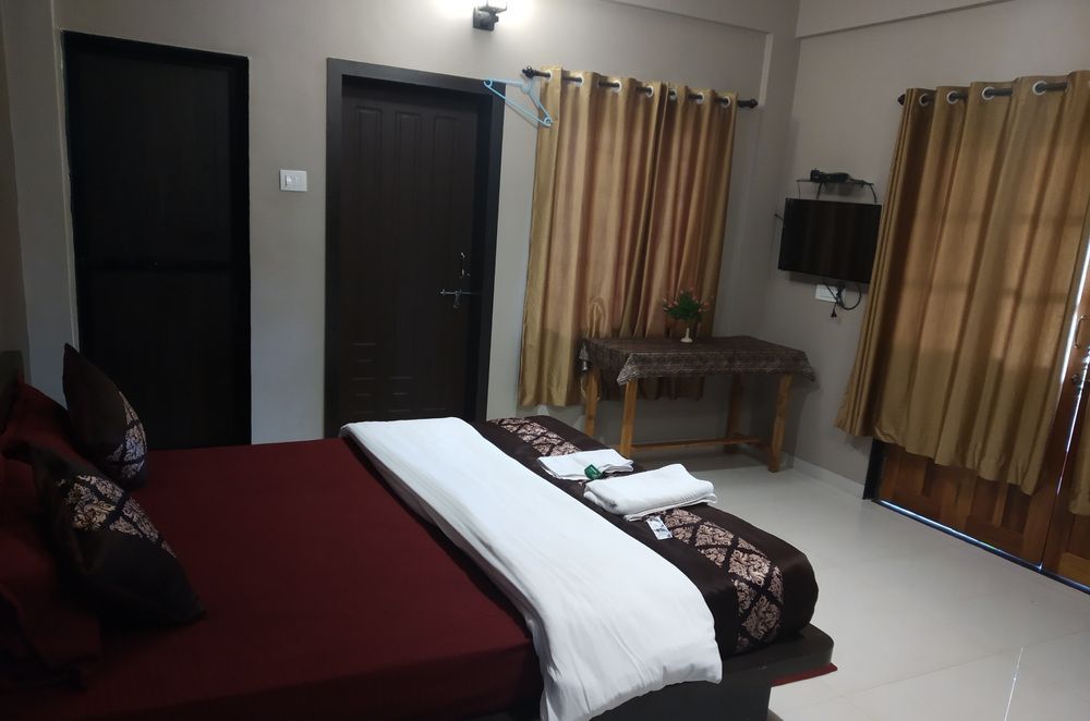 THE LITTLE NEST - 11