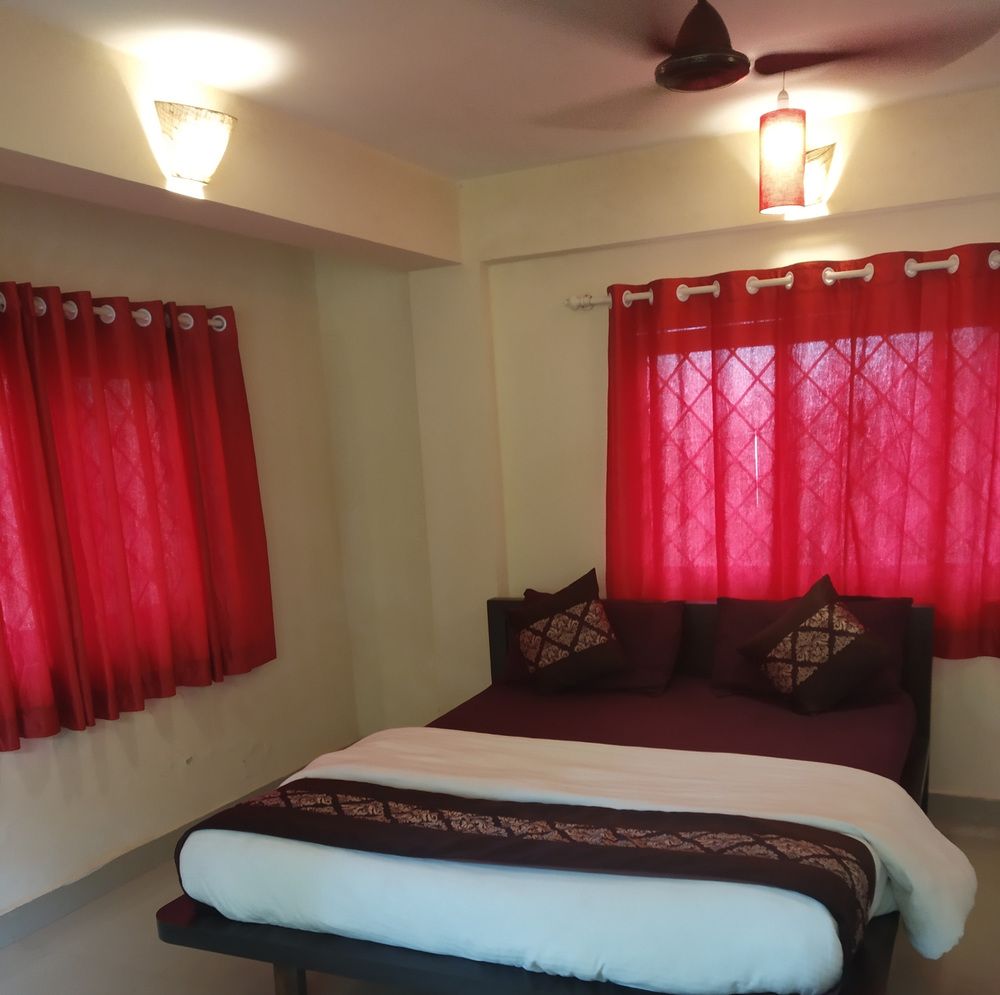 THE LITTLE NEST - 12