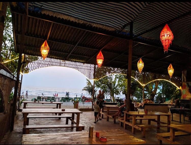 COCKS TOWN BEACH STAY GUESTHOUSE - 11