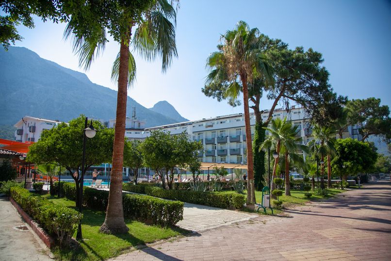 Trans Atlantik Beach - 2