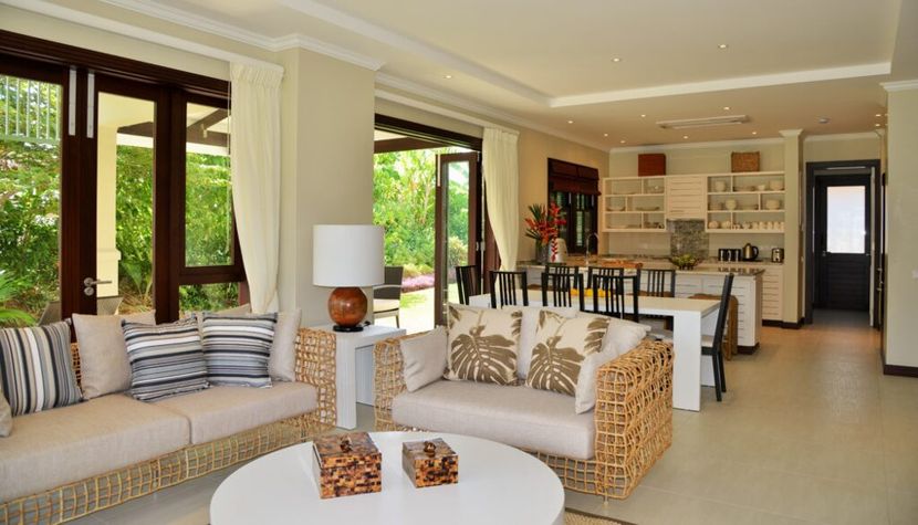 EDEN ISLAND - 2