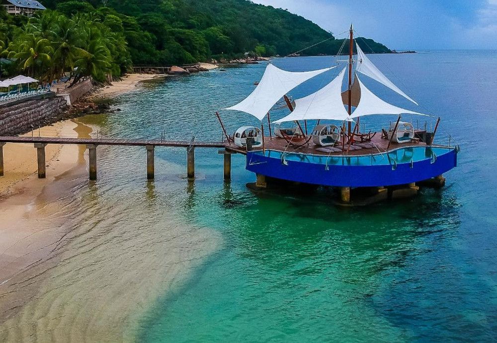 THE COCO DE MER HOTEL & BLACK PARROT SUITES - 7