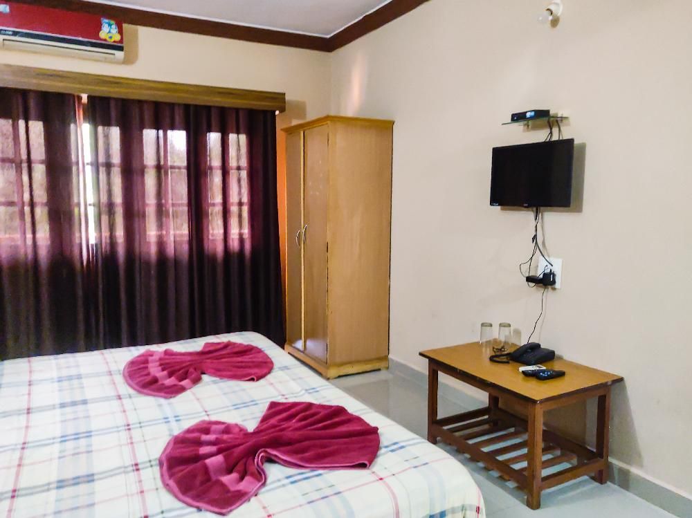 ASHVEM BEACH INN - 29