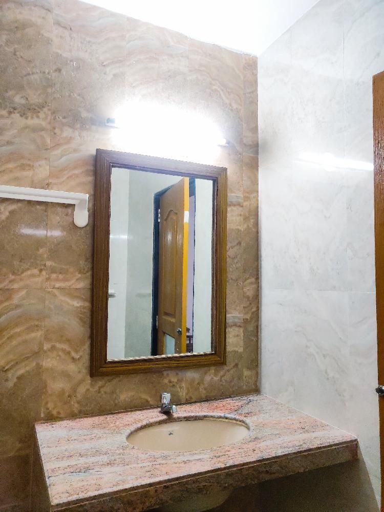 ASHVEM BEACH INN - 43