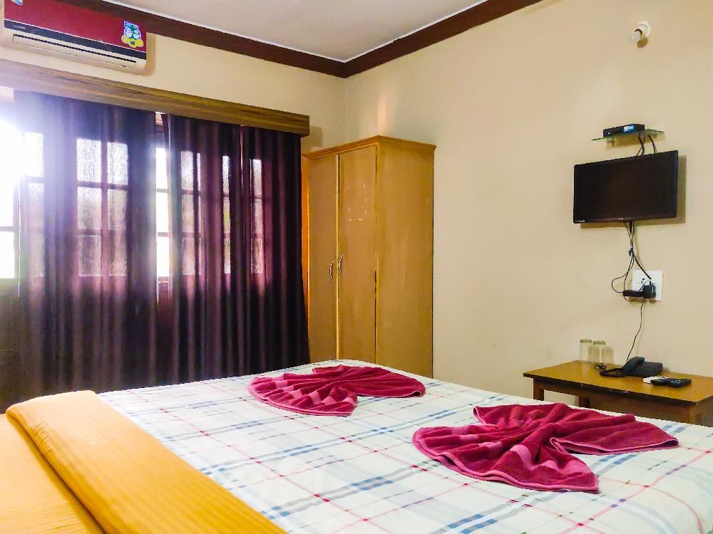 ASHVEM BEACH INN - 32