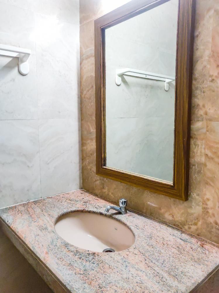 ASHVEM BEACH INN - 42