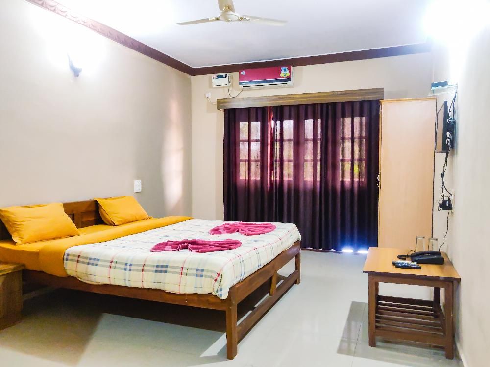 ASHVEM BEACH INN - 28