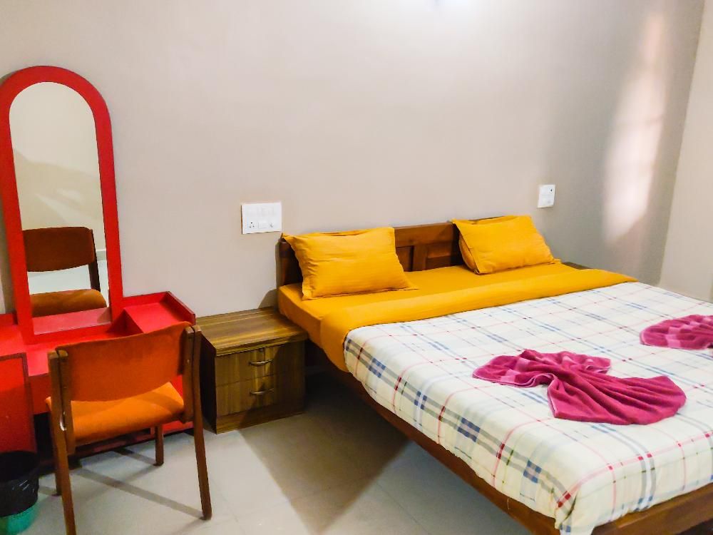 ASHVEM BEACH INN - 26