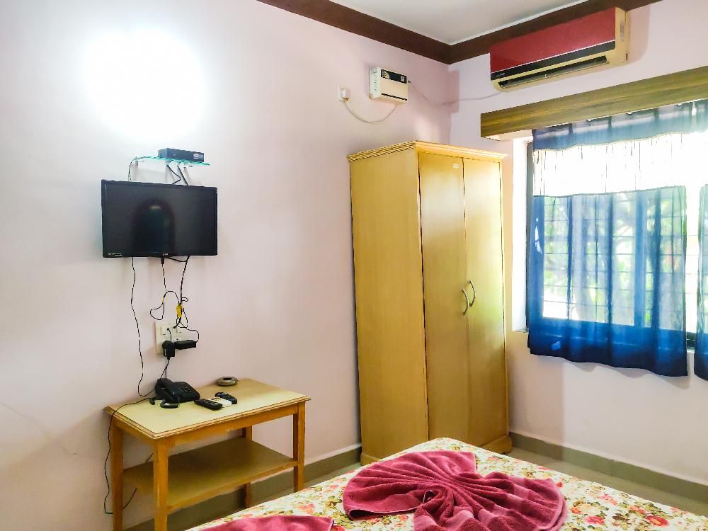 ASHVEM BEACH INN - 20