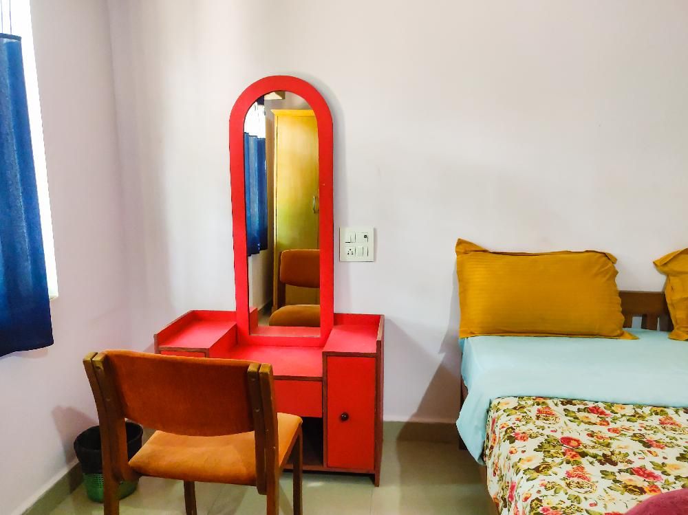 ASHVEM BEACH INN - 16