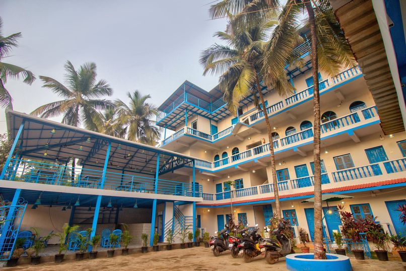TANTRA BEACH RESORT (ex. MANDREM RETREAT BEACH RESORT) - 3