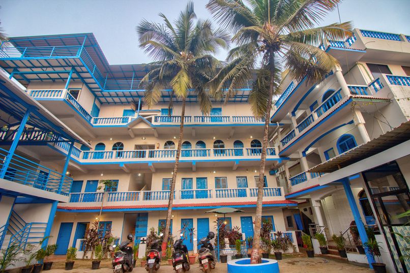 TANTRA BEACH RESORT (ex. MANDREM RETREAT BEACH RESORT) - 1