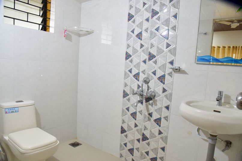 ULTIMATE STAY BOUTIQUE HOTEL - 5