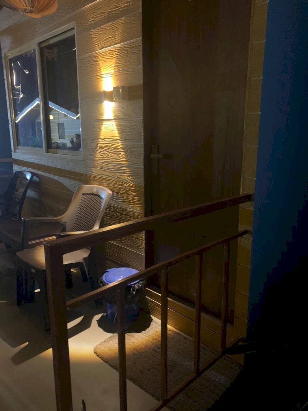 SYDNEY X CAFE & BEACH HUTS - 18