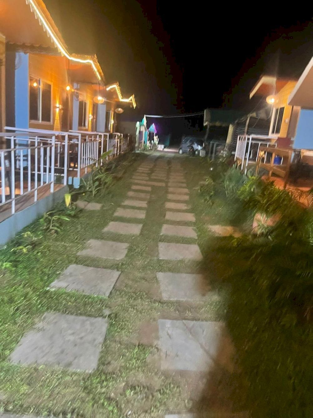 SYDNEY X CAFE & BEACH HUTS - 7