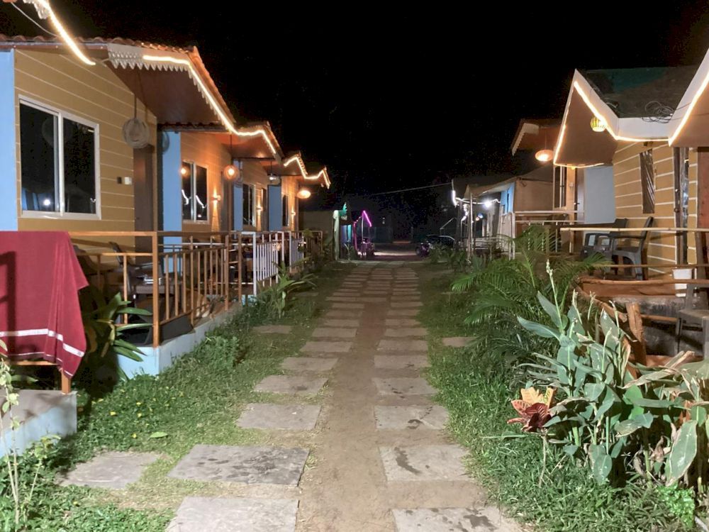 SYDNEY X CAFE & BEACH HUTS - 1