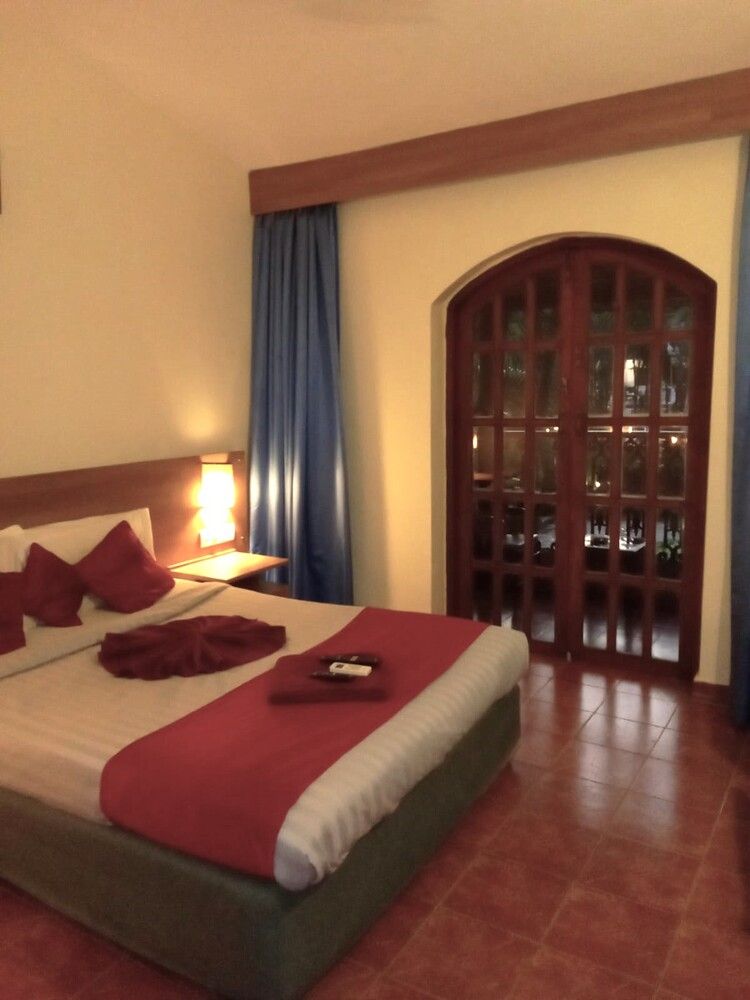 SEA BREEZE BEACH RESORT CANDOLIM (ex. SEA BREEZE CANDOLIM) - 11