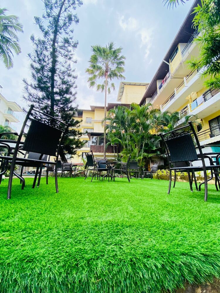 PENINSULA BEACH RESORT - 3