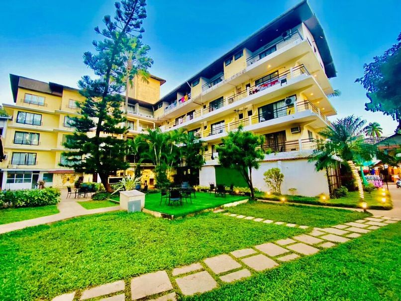 PENINSULA BEACH RESORT - 1