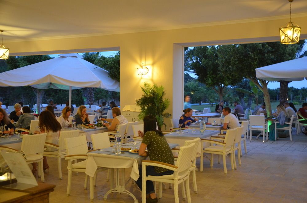 Andriake Beach Club Hotel - 35