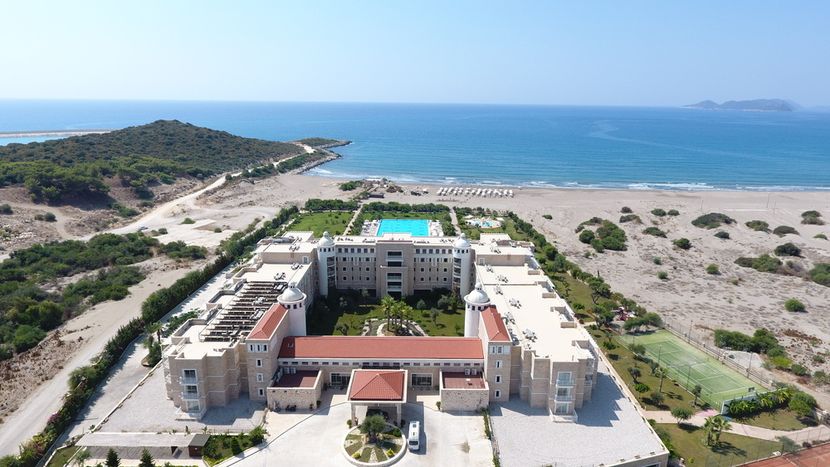 Andriake Beach Club Hotel - 4