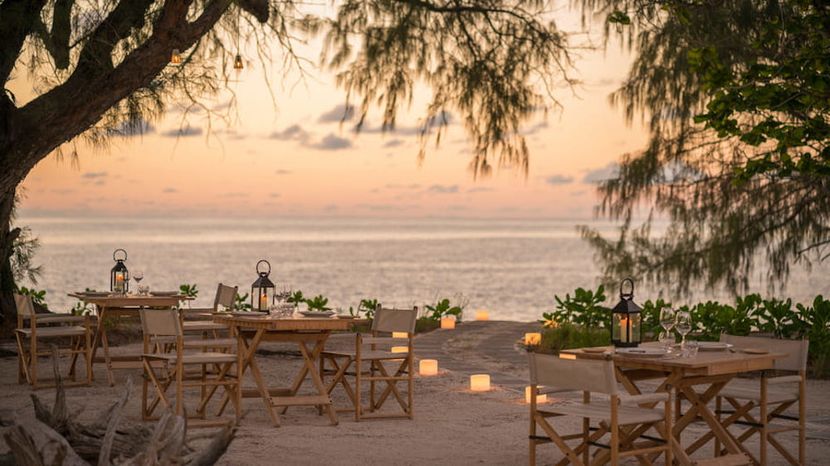 FOUR SEASONS RESORT AT DESROCHES ISLAND - 4