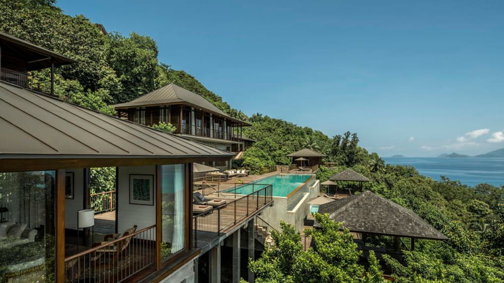 FOUR SEASONS RESORT - 16