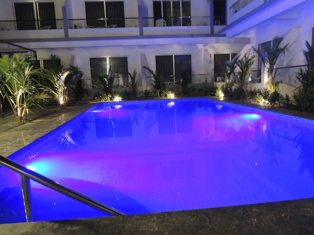 LA VERA BOUTIQUE HOTEL - 3