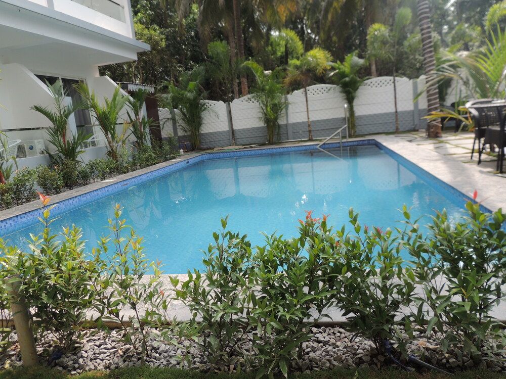 LA VERA BOUTIQUE HOTEL - 2