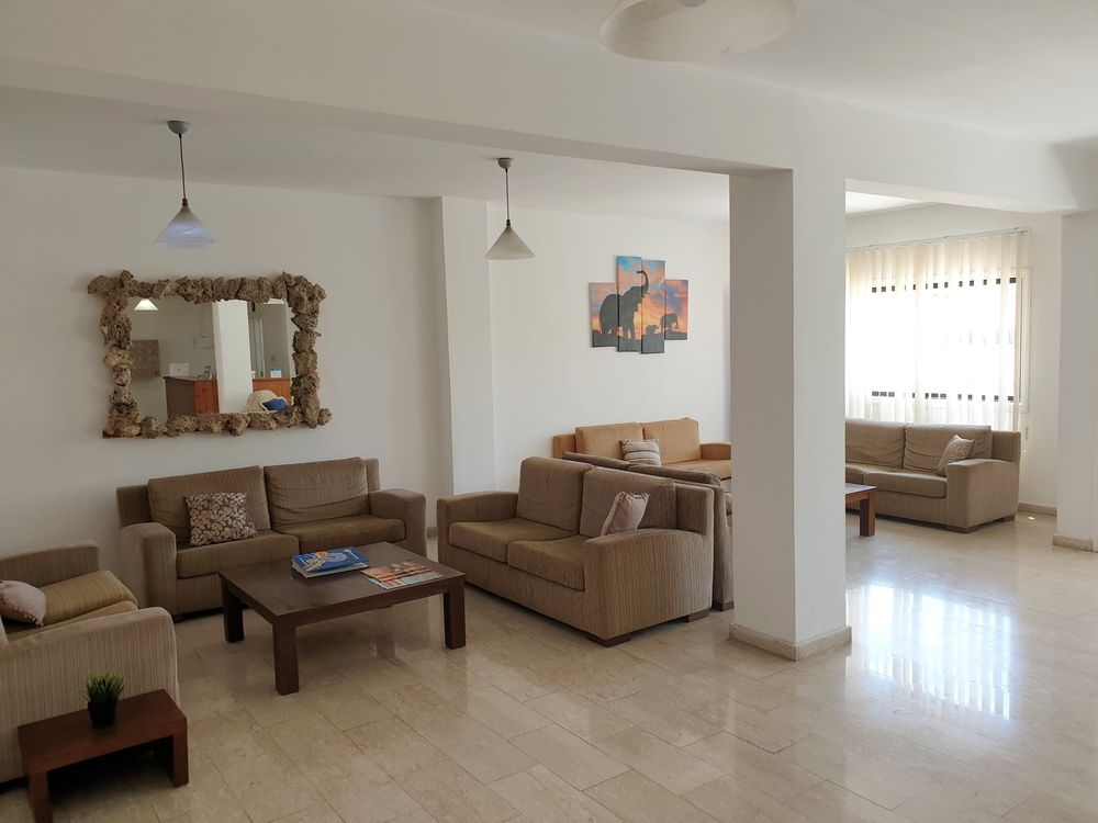 FLOREA HOTEL APTS (Class B) - 9