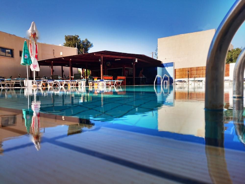 FLOREA HOTEL APTS (Class B) - 8