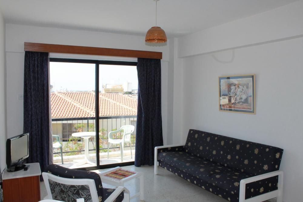 FLOREA HOTEL APTS (Class B) - 29