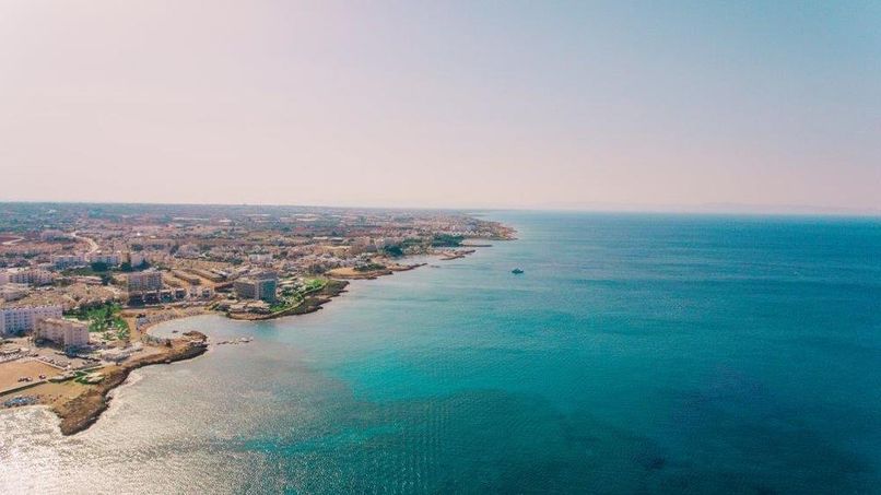 WINDMILLS HOTEL APTS - 1