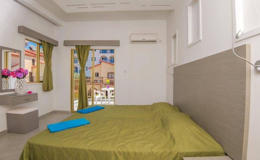 WINDMILLS HOTEL APTS - 28