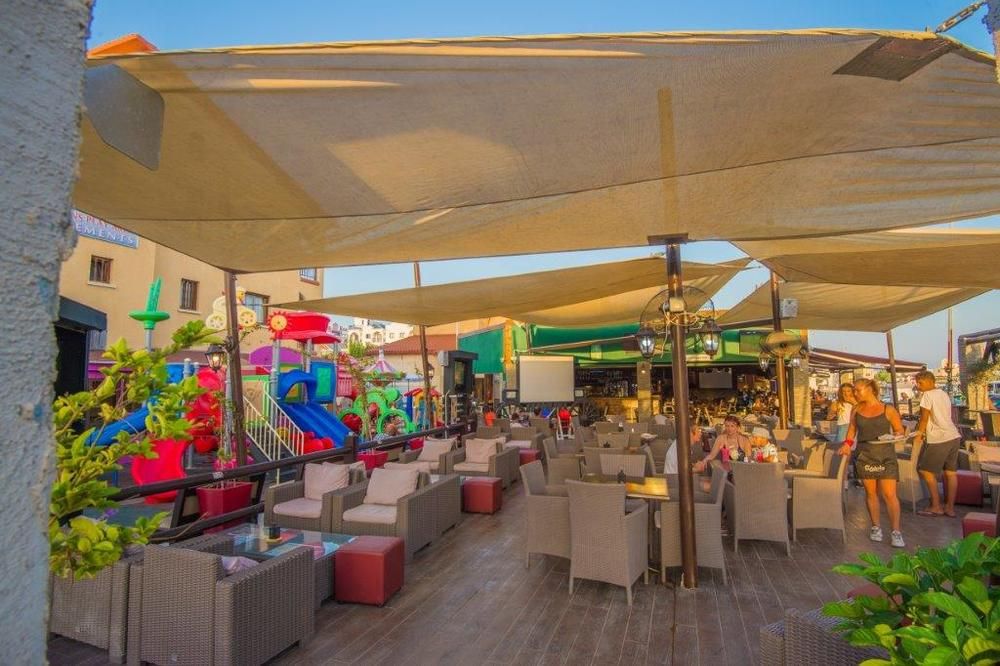 WINDMILLS HOTEL APTS - 23