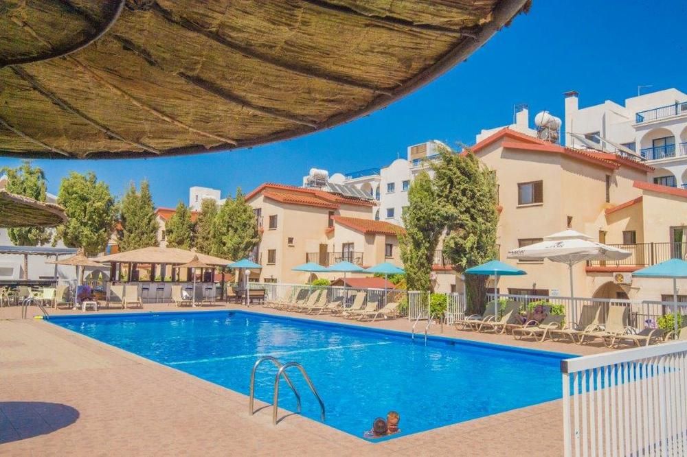 WINDMILLS HOTEL APTS - 6