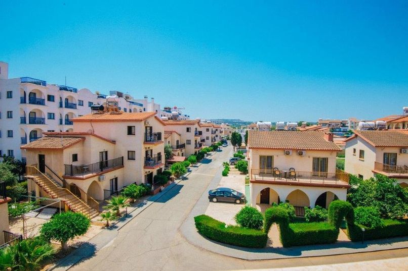 WINDMILLS HOTEL APTS - 3