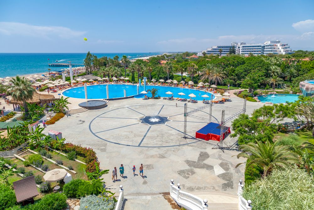 Starlight Resort Hotel - 95