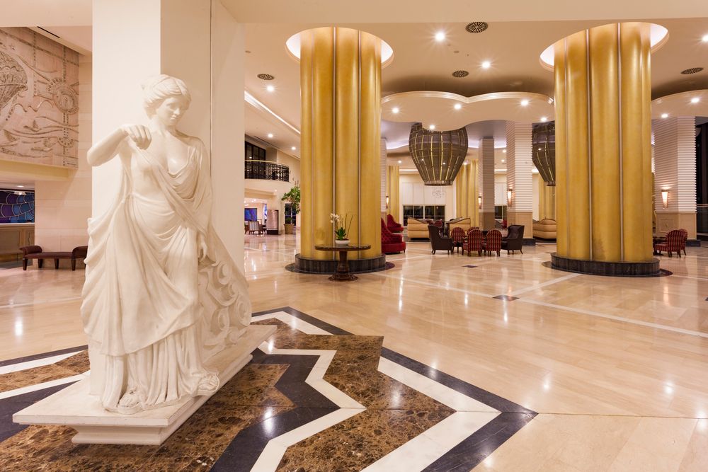 Starlight Resort Hotel - 7