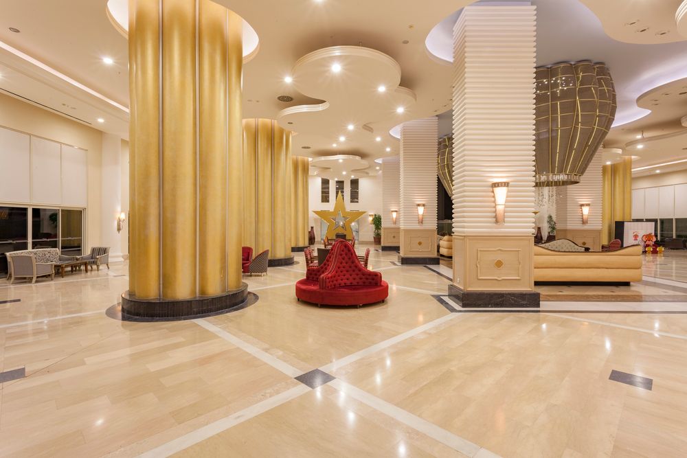 Starlight Resort Hotel - 10