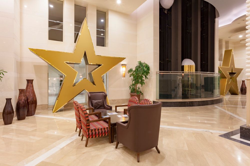 Starlight Resort Hotel - 12