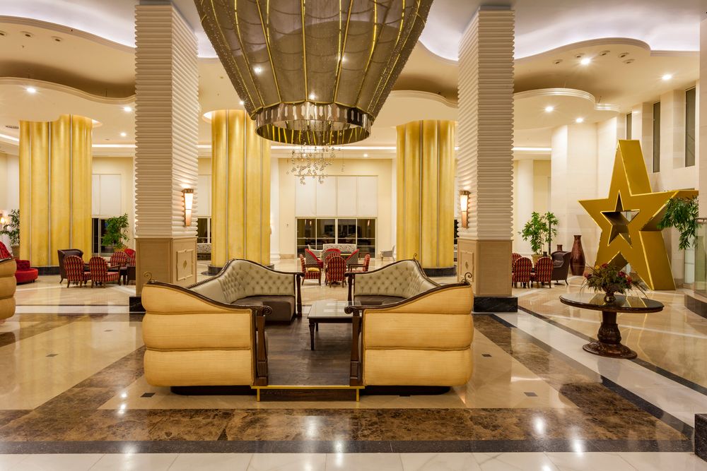 Starlight Resort Hotel - 8