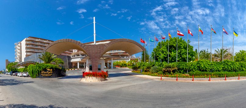 Starlight Resort Hotel - 1